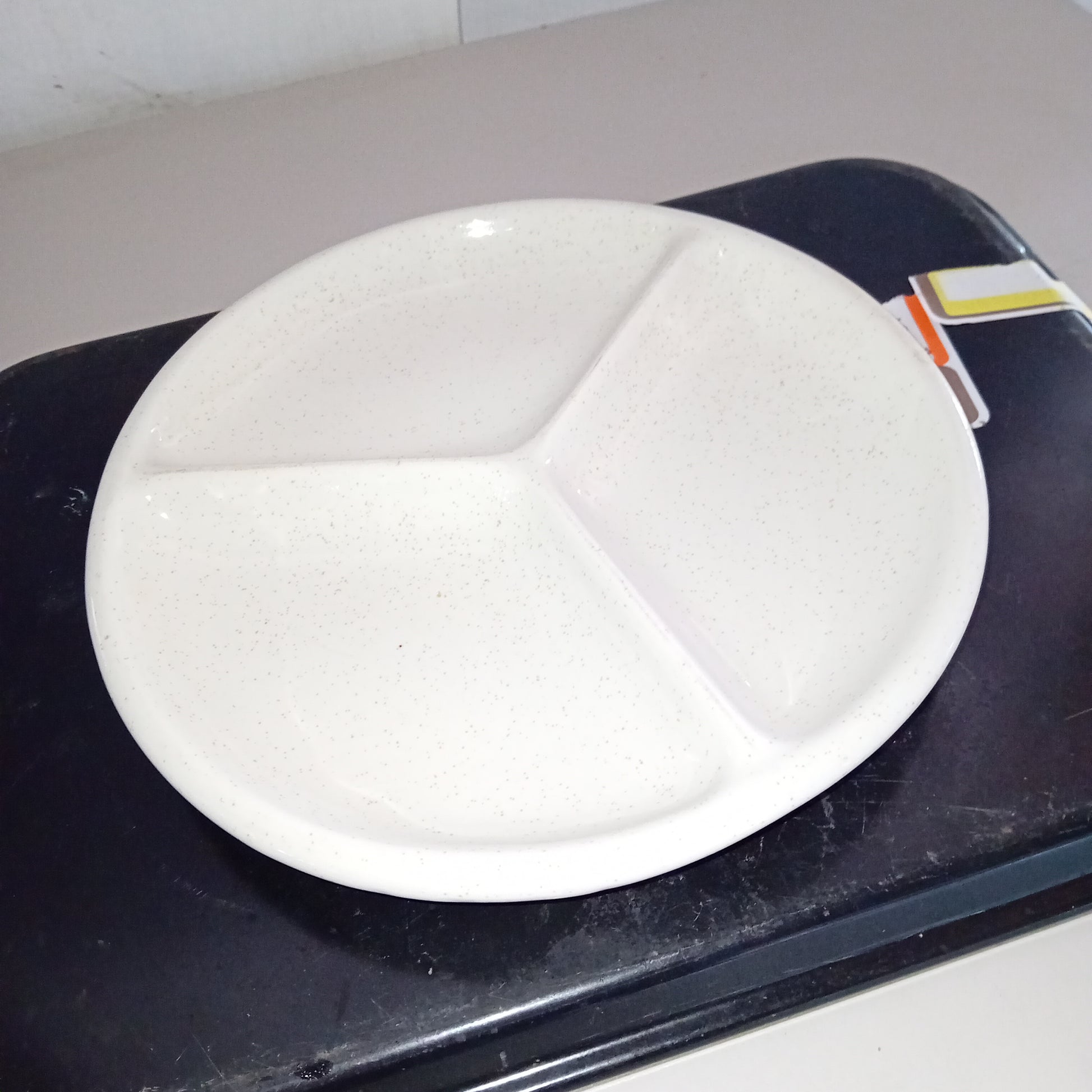 Piatti fondi usati in ceramica con 3 scomparti diametro 25cm Attrezzatura da ristorazione usata Sd Service Store