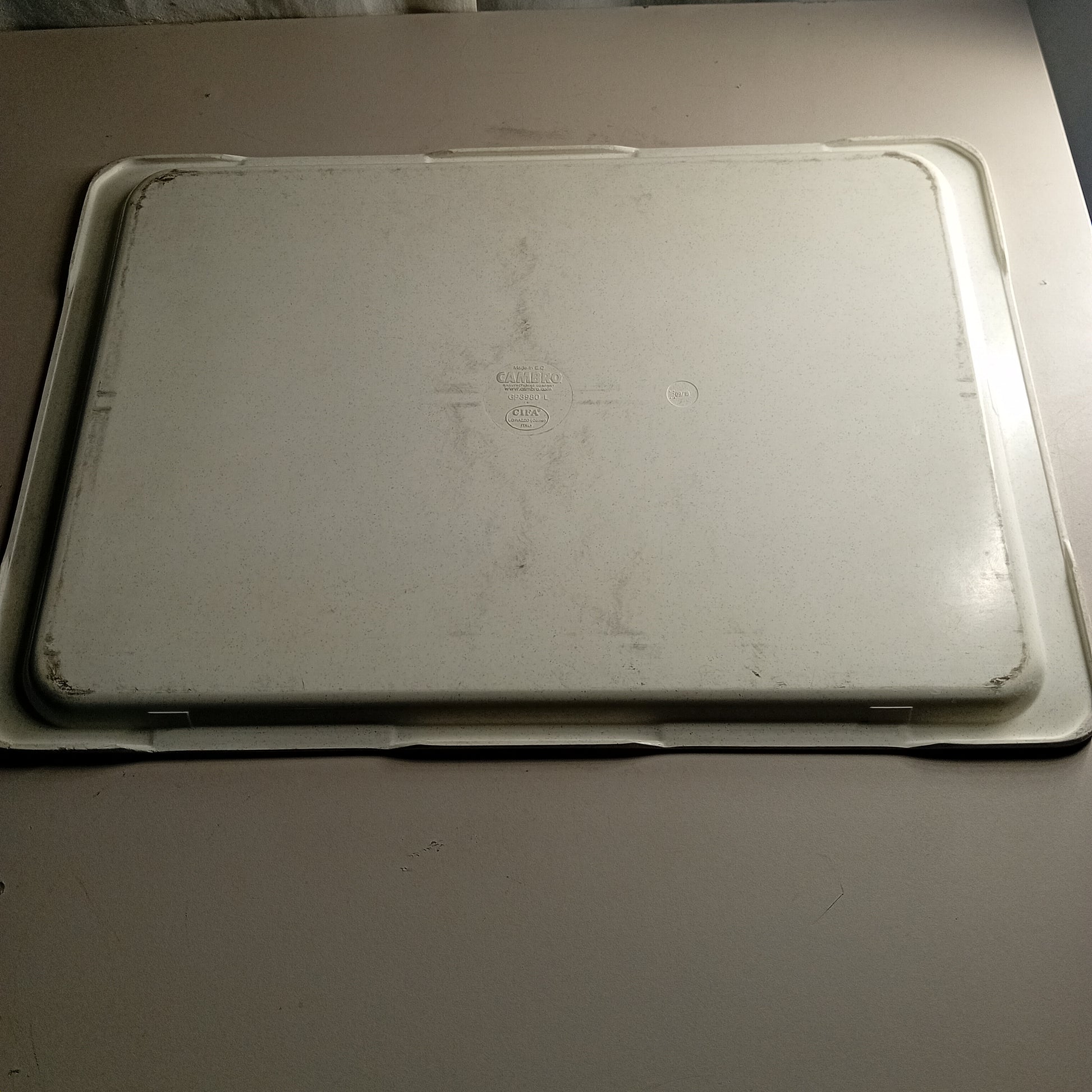 Vassoio usato in plastica 53x36cm Attrezzatura da ristorazione usata Sd Service Store