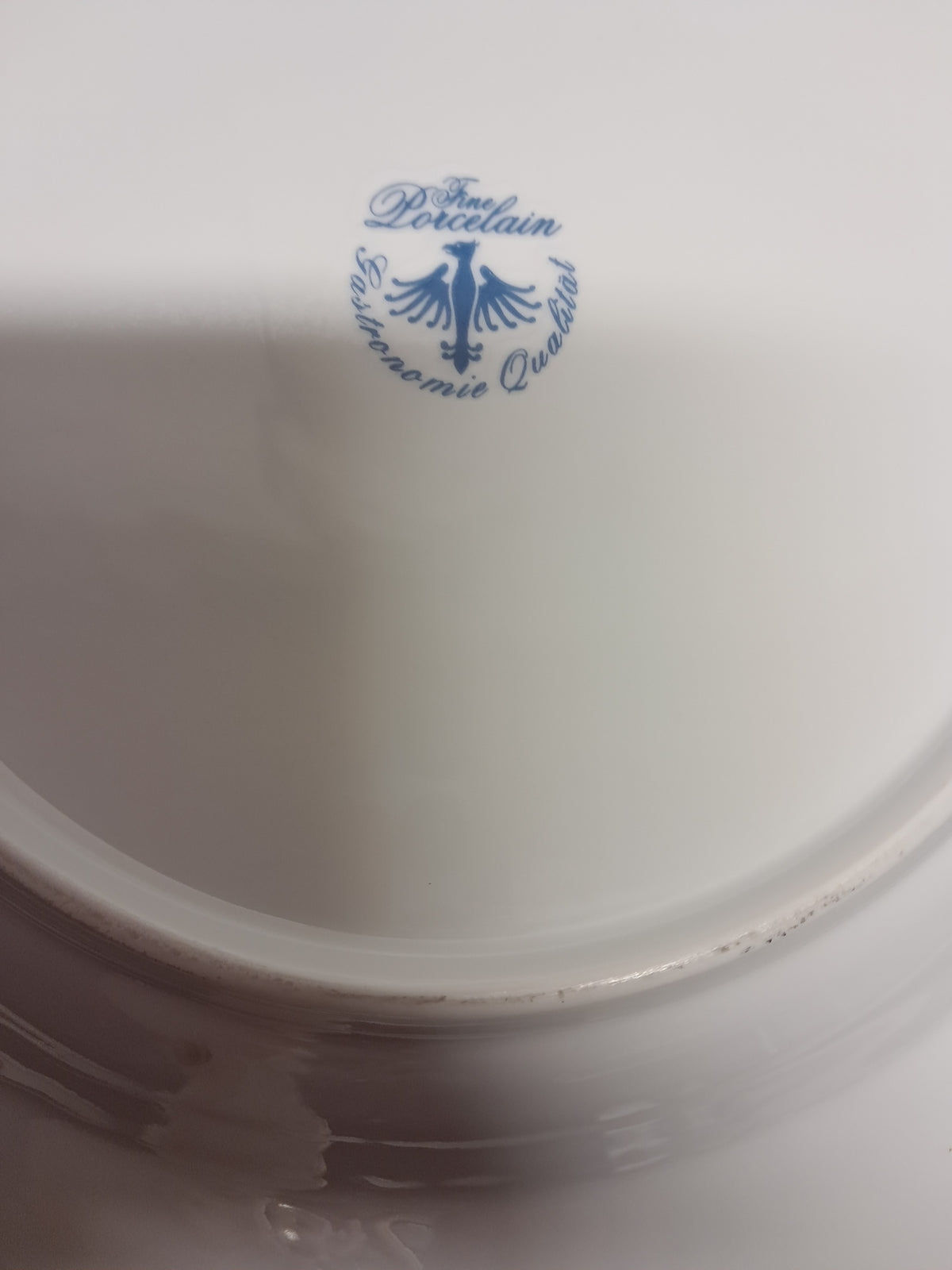 Piatto piano in porcellana, diametro 25cm, usato per la ristorazione Attrezzatura da ristorazione usata Sd Service Store