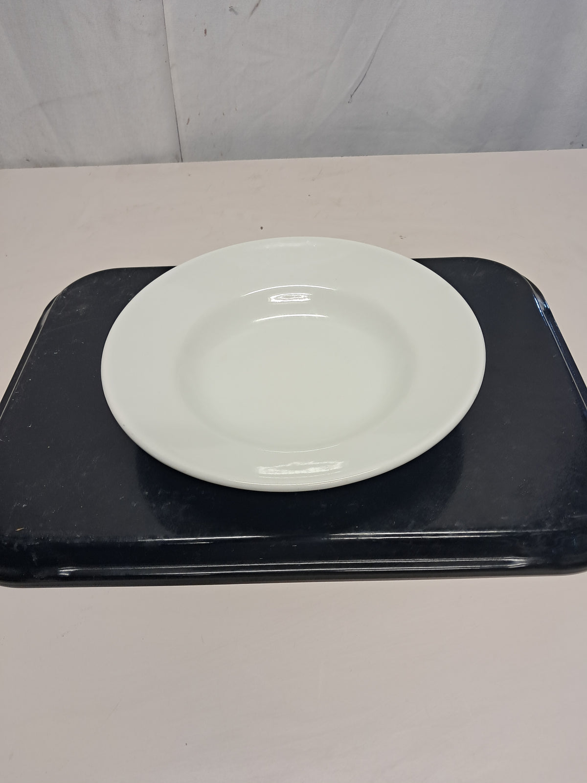 Piatto fondo in porcellana, diametro 23,5 cm, marca Saturnia, usato per la ristorazione