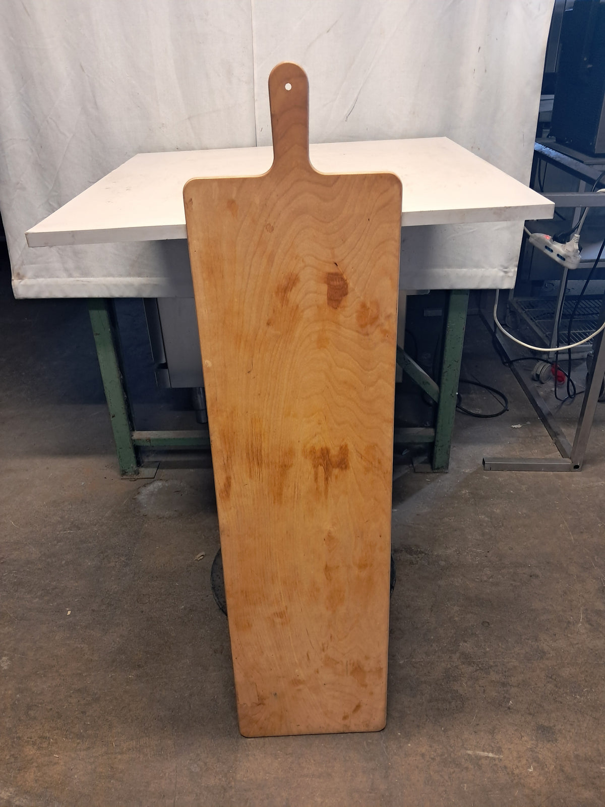 Pala in legno per pizza al metro, 112x28 cm, usata per la ristorazione Attrezzatura da ristorazione usata Sd Service Store