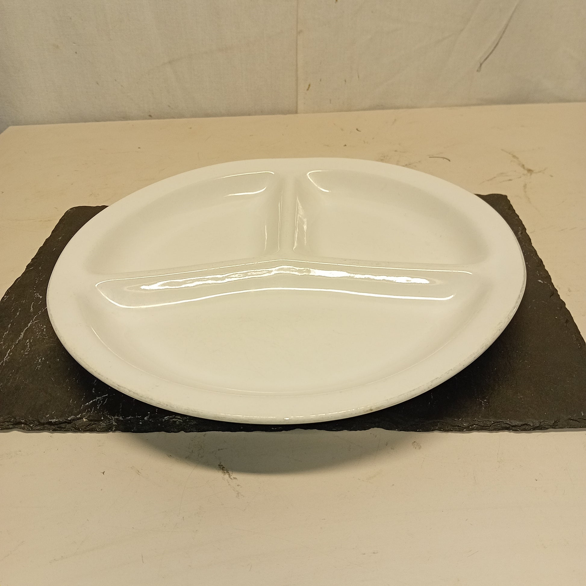 Piatti piani usati in porcellana 3 scomparti diametro 30cm marca Saturnia Ristorazione Sd Service Store