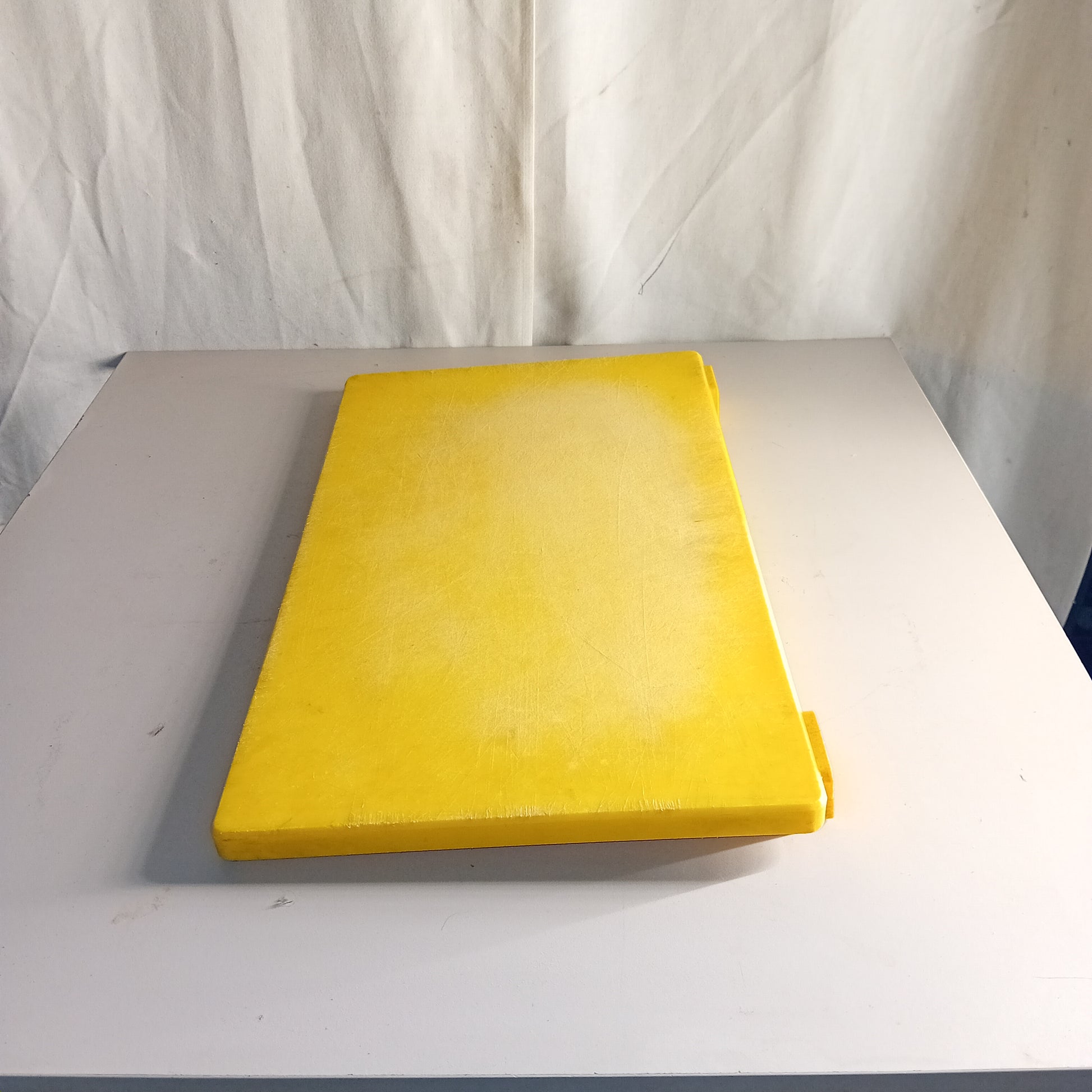 Taglieri in polietilene usati con due fermi, 50x30cm altezza 2cm Ristorazione Sd Service Store