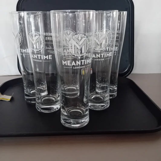 Set 6 bicchieri birra Meantime London in vetro, 0,5 L — usati Attrezzatura da ristorazione usata Sd Service Store