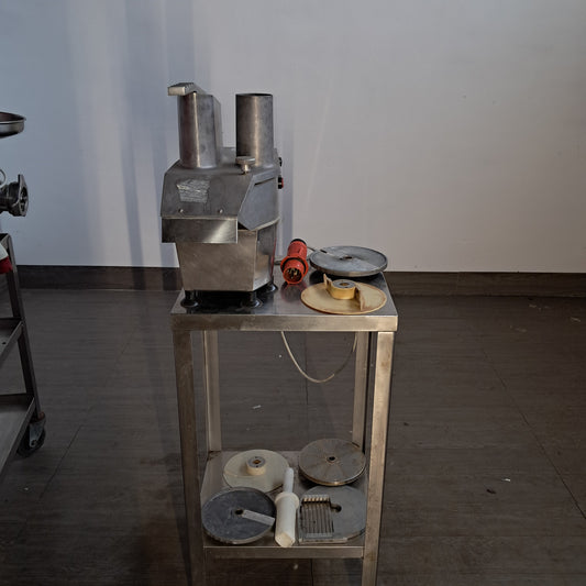 Taglia mozzarella e verdure Celme con dischi, 380 V — usato Attrezzatura da ristorazione usata Sd Service Store