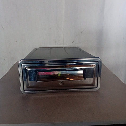 Tagliere quadrato in ardesia per aperitivo, 34 × 34 cm — usato Attrezzatura da ristorazione usata Sd Service Store